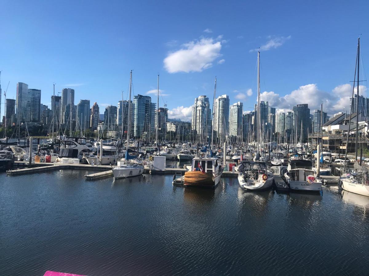 Heart Of Kitsilano Area,5 Mins Walk To Kits Beach,No Share With Other People Stay 溫哥華 外观 照片